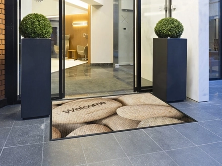 Logo Mats